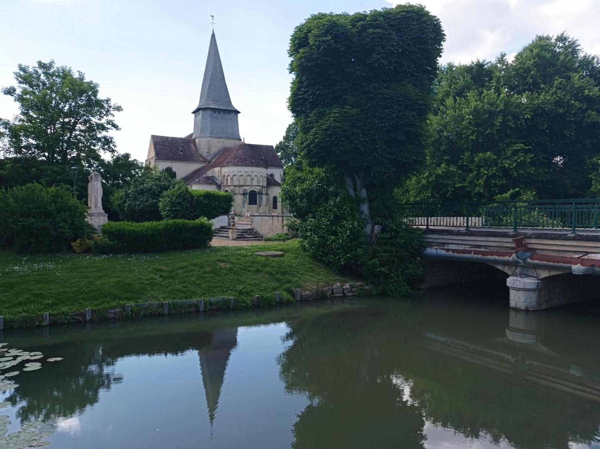La Maison Au Bord De L'Eau Gracay Ngoại thất bức ảnh